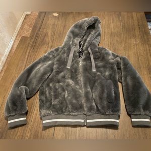 Bellivera faux fur hoodie